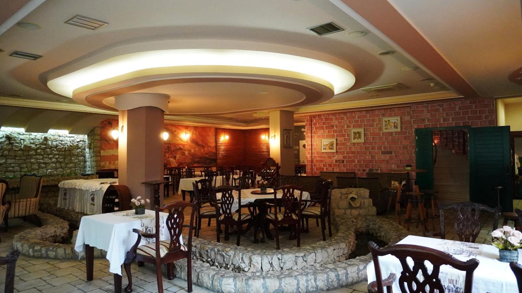 Buna Hotel Vila Ivankovic מראה חיצוני תמונה